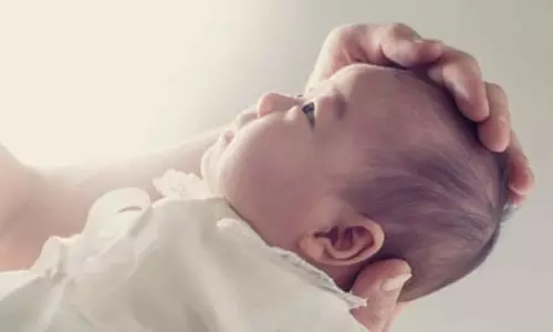 பிறந்த குழந்தையின் தலை சரியான வடிவம் பெற செய்ய வேண்டியவை...