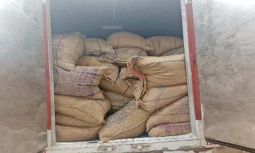 புலியூர்குறிச்சி அருகே கேரளாவிற்கு கடத்த முயன்ற 9 டன் ரேசன் அரிசி பறிமுதல்