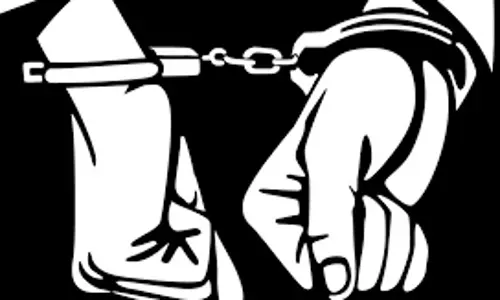 சிறுமியை கட்டாயப்படுத்தி திருமணம் செய்த கூலி தொழிலாளி கைது