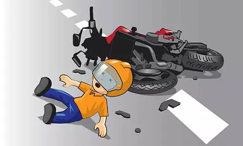 பைக் விபத்தில் தொழிலாளி சாவு