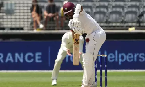 ஆஸ்திரேலியாவுக்கு எதிரான முதல் டெஸ்ட்: 283 ரன்களில் சுருண்டது வெஸ்ட் இண்டீஸ்