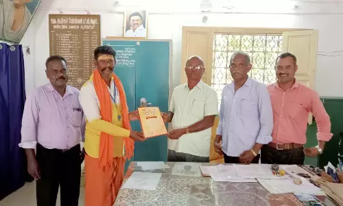 மரக்கன்று நட்டு உலக சாதனை