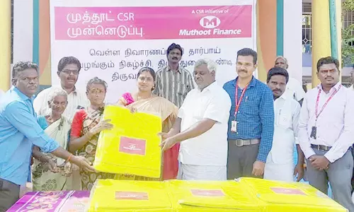 மழையால் பாதிக்கப்பட்ட விவசாய தொழிலாளர்களுக்கு நிவாரணம்