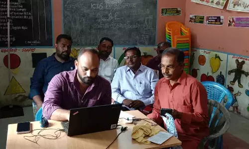 மின்னட்டை ஆதார் எண்ணுடன் இணைப்பு முகாம்