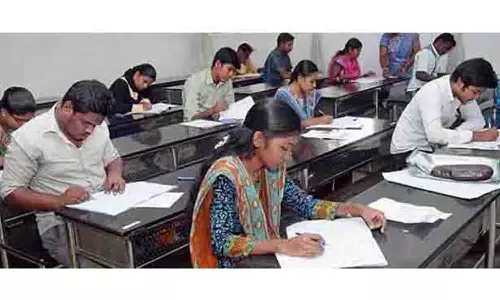 இலக்கிய திறனறி தேர்வில்   மாநில அளவில் முதலிடம் பிடித்த தருமபுரி மாணவ, மாணவிகள்