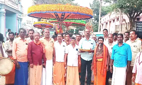 கீழ்பென்னாத்தூரில் வருகை தந்த திருக்குடைகளுக்கு வரவேற்பு