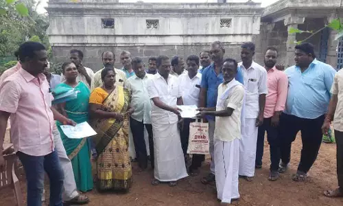 பயனாளிகளுக்கு நிதி உதவி-அங்காளன் எம்.எல்.ஏ. வழங்கினார்