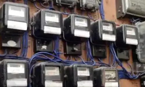 தமிழகம் முழுவதும் ஒரே வாரத்தில் 54 லட்சம் பேர் மின் இணைப்புடன் ஆதார் எண்களை இணைத்தனர்