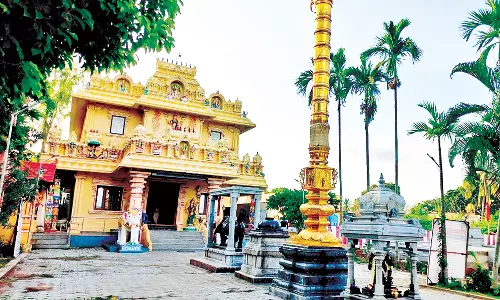 ஸ்ரீ பாலா திரிபுர சுந்தரி விசுவரூப மூலிகை அம்மன் கோவில்