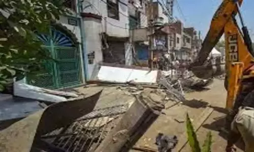 சோளிங்கரில் சாலைகளை விரிவாக்கம் செய்ய வேண்டும்