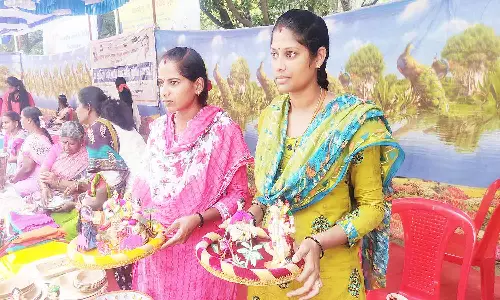 ஆரோக்கியம் தரும் கீரைகள், காய்கறி திண்பண்டங்கள் விற்பனை