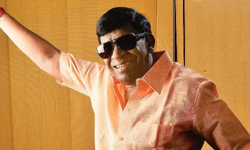 மூன்றாவது பாடலை வெளியிட்ட வடிவேலு படக்குழு