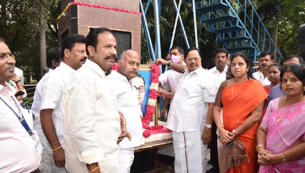 சரியாக செயல்படுத்தாமல் அத்திக்கடவு அவிநாசி திட்டத்தில் எங்களை குறை கூறுவதா?- அமைச்சர் பாய்ச்சல் சரியாக செயல்படுத்தாமல் அத்திக்கடவு அவிநாசி திட்டத்தில் எங்களை குறை கூறுவதா?- அமைச்சர் பாய்ச்சல்