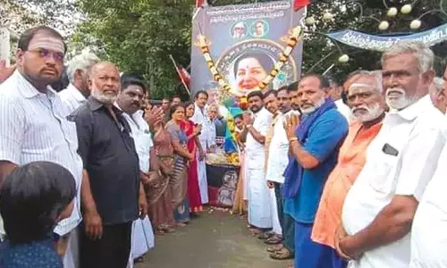 அ.தி.மு.க. ஓ.பி.எஸ்.அணி சார்பில் ஜெயலலிதா நினைவுநாள் நிகழ்ச்சி