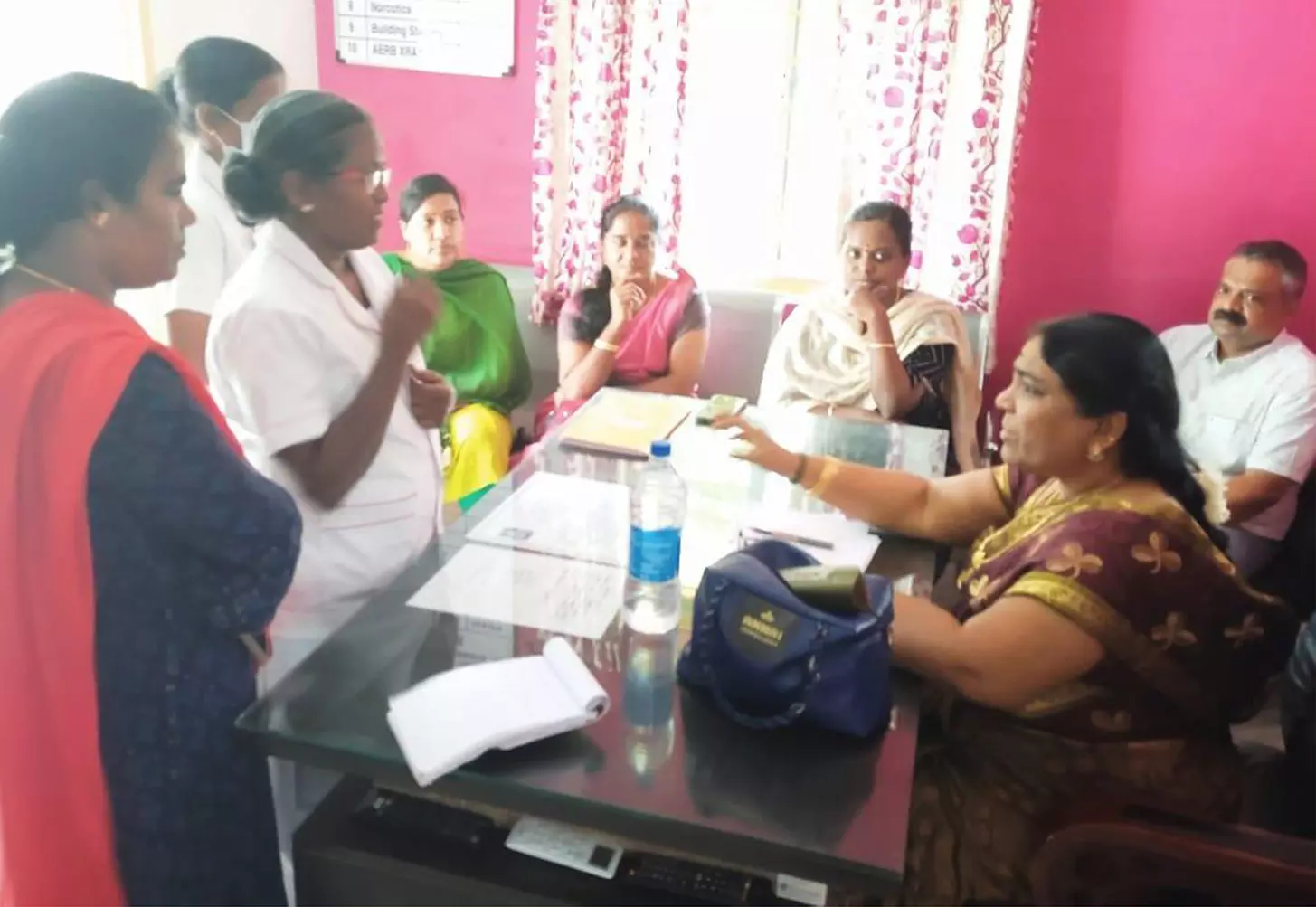 செங்கோட்டை அரசு மருத்துவமனையில் சுகாதார பணிகள் இணை இயக்குனர் ஆய்வு செங்கோட்டை அரசு மருத்துவமனையில் சுகாதார பணிகள் இணை இயக்குனர் ஆய்வு