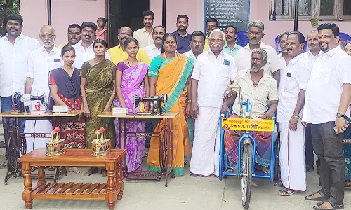 ஏழைகளுக்கு நலத்திட்ட உதவிகள்