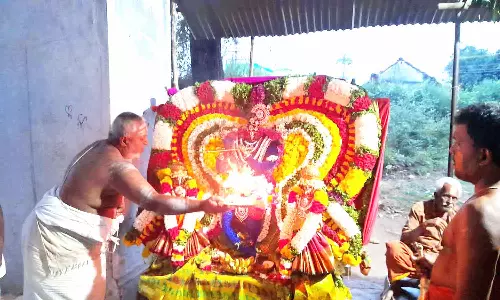 பெரிய அய்யம்பாளையம் கோவிலில் விஷ்ணு தீபம்