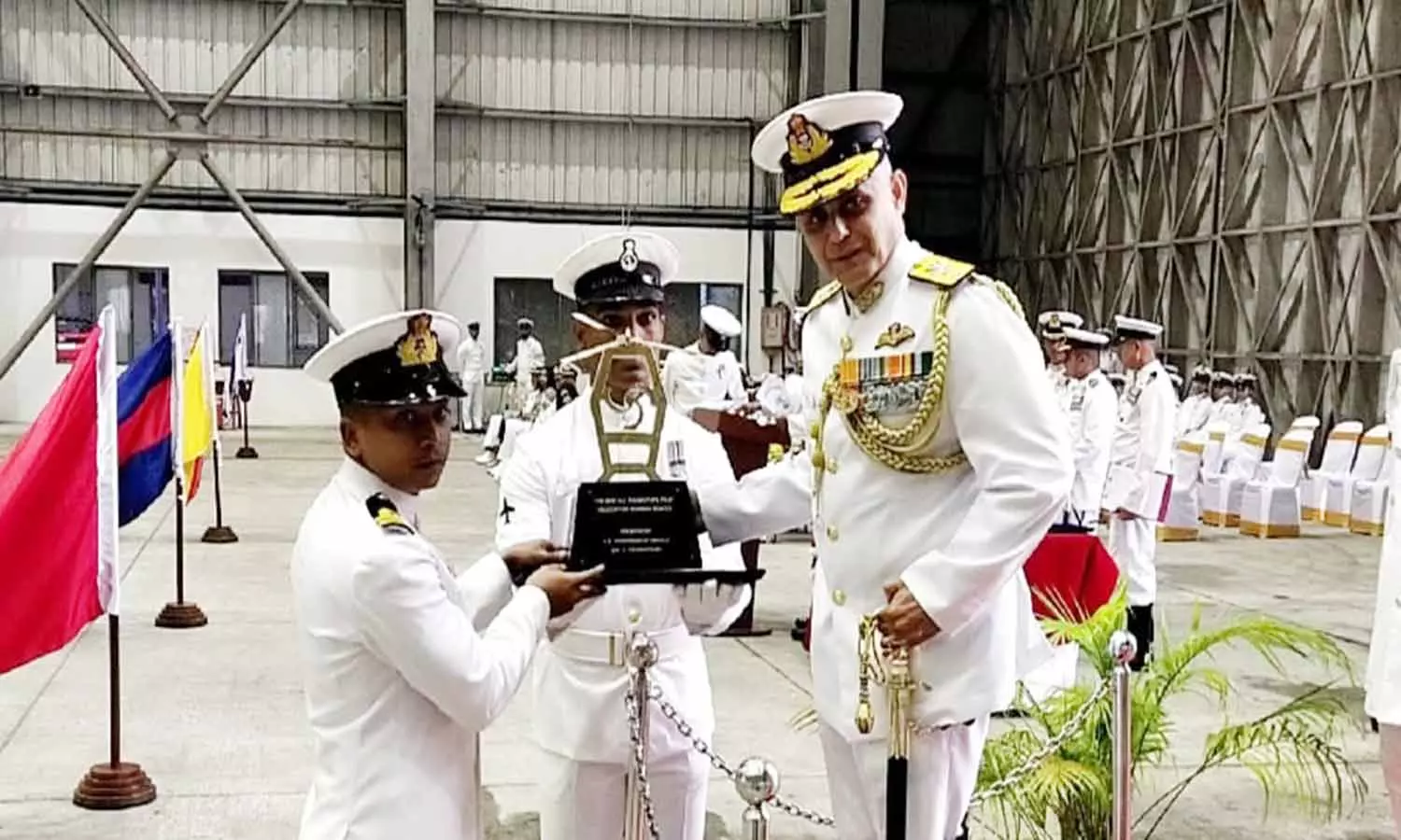 99 -வது ஹெலிகாப்டர் பயிற்சி நிறைவு விழா 99 -வது ஹெலிகாப்டர் பயிற்சி நிறைவு விழா