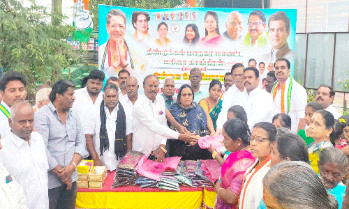 திண்டுக்கல்லில் சோனியா காந்தி பிறந்தநாள் விழா