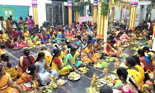 கோவில்பட்டி புற்றுக்கோவிலில் சிறப்பு விளக்கு பூஜை