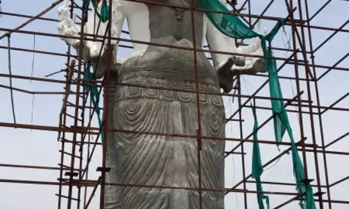 71 அடி உயர நவகாளியம்மன் சிலை