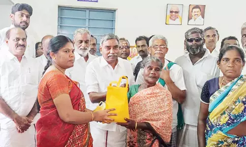 பொது விநியோக திட்ட கட்டிடங்கள் பூண்டி கே.கலைவாணன் எம்.எல்.ஏ. திறந்து வைத்தார்