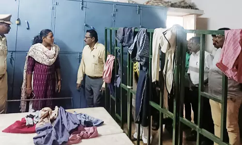 ராயக்கோட்டை விடுதியில்  10-ம் வகுப்பு மாணவர் தூக்குபோட்டு தற்கொலை