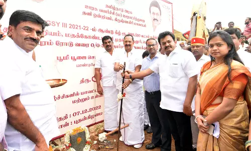 தளி ஊராட்சி ஒன்றியத்தில்  ரூ.18.83 கோடி மதிப்பில் புதிய   தார் சாலைகளுக்கு பூமிபூஜை