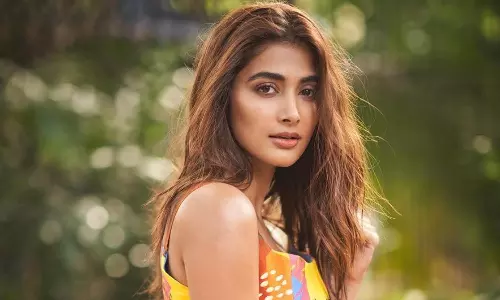 பிரபல பாலிவுட் நடிகரை காதலிக்கும் பூஜா ஹெக்டே?