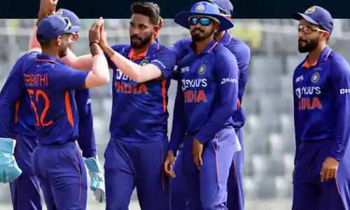 ஆறுதல் வெற்றியை பெறுமா இந்தியா?: வங்காளதேச அணியுடன் இன்று 3வது ஒருநாள் போட்டி