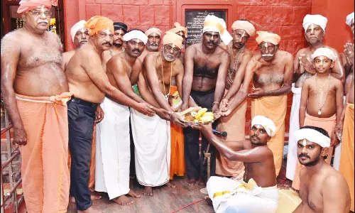 திருச்செந்தூர் அய்யா வைகுண்டர் அவதாரபதியில் திருஏடு வாசிப்பு திருவிழா 17 நாட்கள் நடக்கிறது