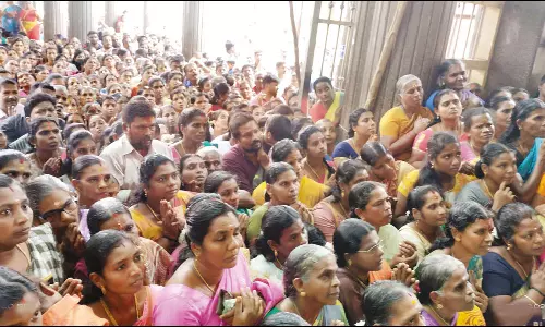 மண்டைக்காடு பகவதி அம்மன் கோவிலில் வலியபடுக்கை பூஜை: திரளான பக்தர்கள் பங்கேற்பு