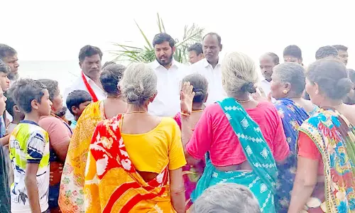 பட்டினச்சேரியில் கடல் அரிப்பு தடுப்பு சுவர் அமைக்க விரைவில் நடவடிக்கை- ஷாநவாஸ் எம்.எல்.ஏ உறுதி