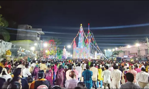 கன்னியாகுமரி தூய அலங்கார உபகார மாதா திருத்தல திருவிழா கொடியேற்றத்துடன் தொடங்கியது