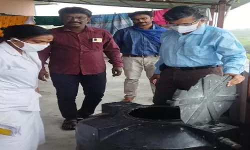 காரைக்காலில் டெங்கு பரவும் பகுதிகளில் சுகாதாரத்துறை அதிகாரிகள் ஆய்வு