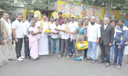 கிருஷ்ணகிரியில்  காங்கிரஸ் சார்பில் சோனியாகாந்தி பிறந்த நாள் விழா