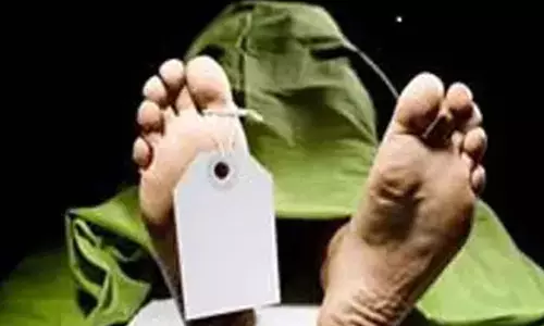 சேலம் அம்மாப்பேட்டையில்  சாக்கடை கால்வாயில்  எலக்ட்ரீசியன் பிணமாக மீட்பு