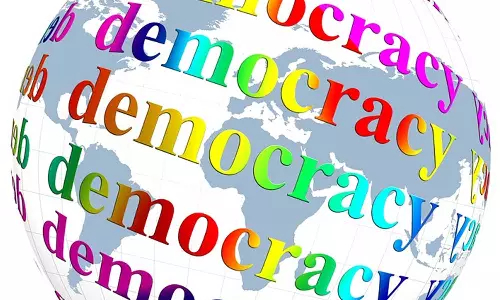 ஜனநாயகமும்  குடியரசும்