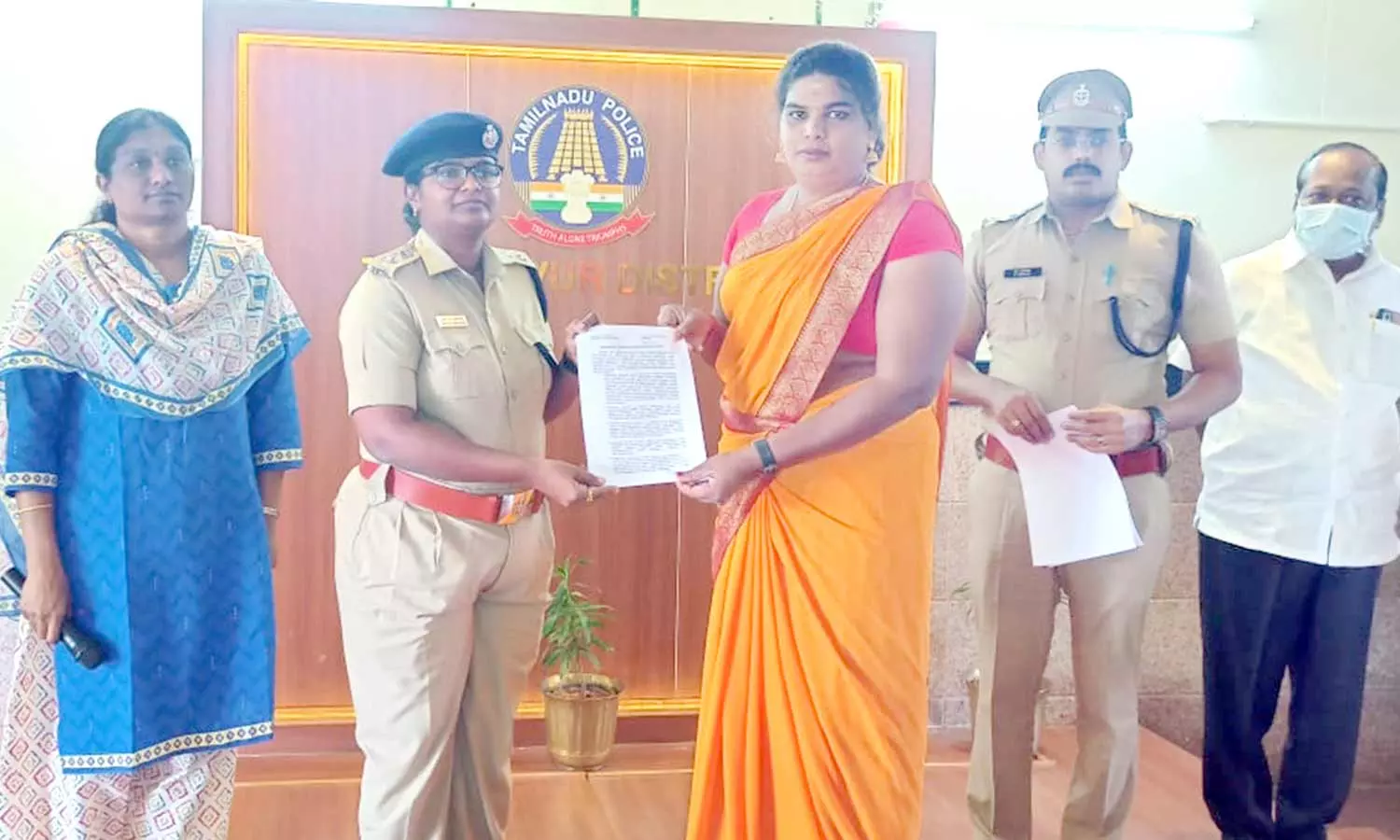 ஊர்க்காவல் படையில் தேர்வானவர்களுக்கு பணி நியமன ஆணை வழங்கல்