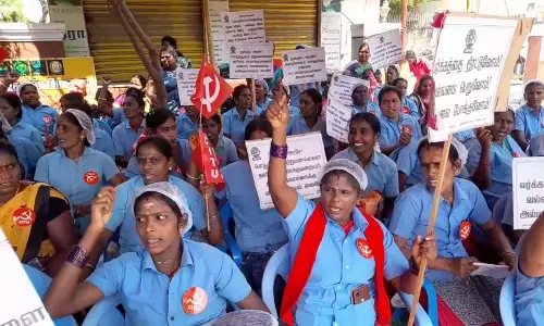 அறந்தாங்கி கூட்டுறவு நூற்பாலை தொழிலாளர்கள் பேரணி