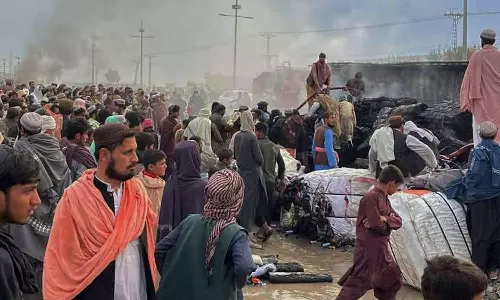 பாகிஸ்தான் மக்கள் மீது ஆப்கானிஸ்தான் எல்லைப்படை துப்பாக்கிச்சூடு- ஆறு பேர் உயிரிழப்பு, 17 பேர் காயம்
