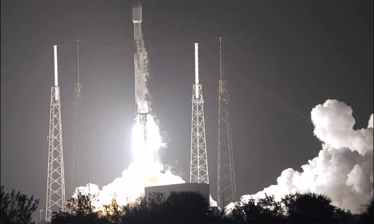 நிலவை ஆராய லேண்டரை அனுப்பியது ஜப்பான்