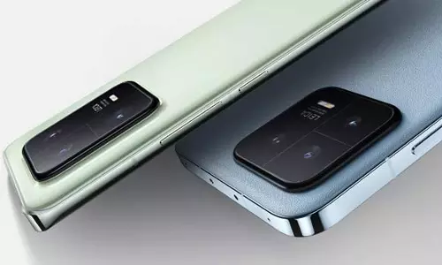 ஸ்னாப்டிராகன் 8 ஜென் 2 பிராசஸருடன் அறிமுகமானது சியோமி 13 சீரிஸ்