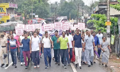 களியக்காவிளை முதல் குழித்துறை வரை  குப்பையில்லா விழிப்புணர்வு நடைபயணம்