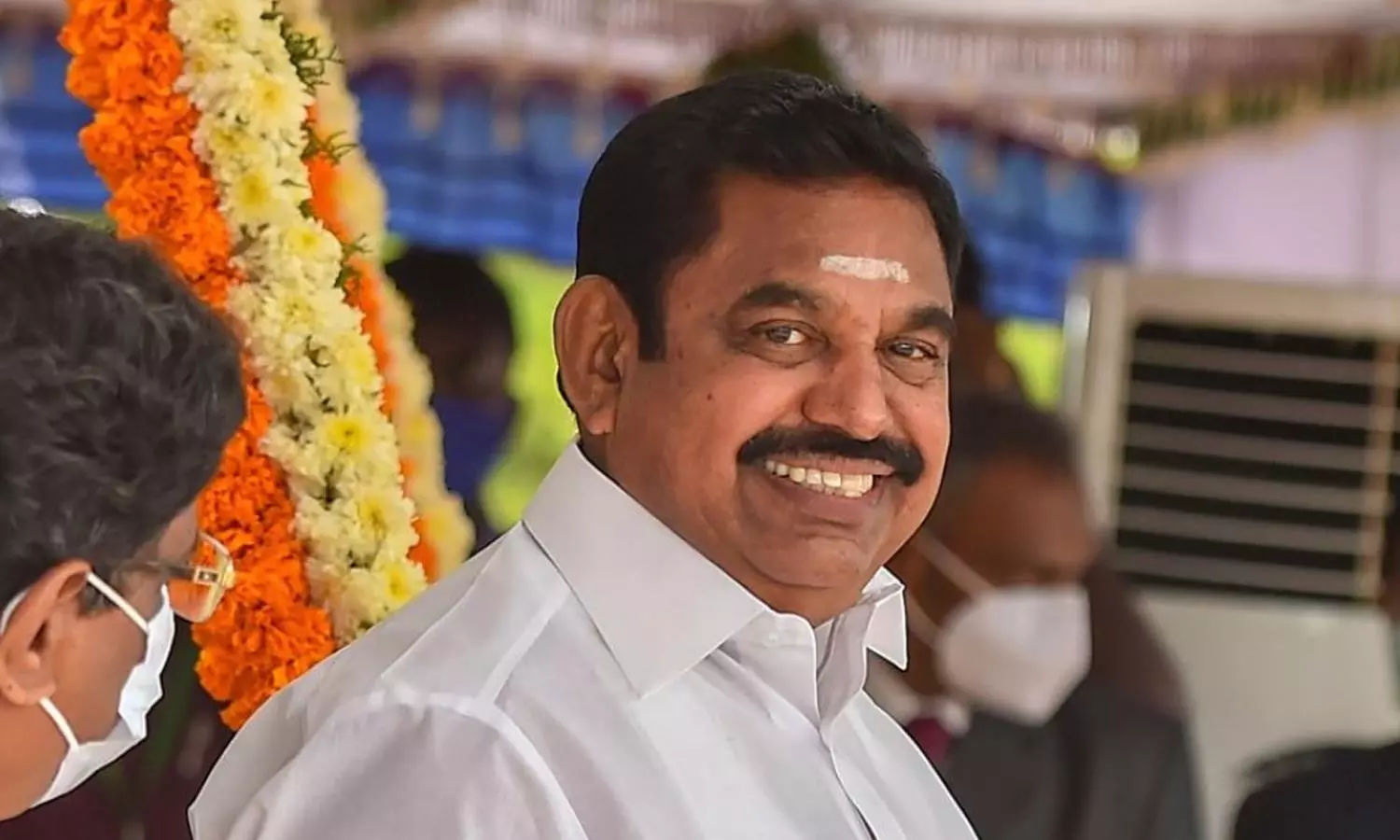 உதயநிதி ஸ்டாலின் அமைச்சராக பதவியேற்கும் விழாவில் பங்கேற்க எடப்பாடி பழனிசாமிக்கு அழைப்பு உதயநிதி ஸ்டாலின் அமைச்சராக பதவியேற்கும் விழாவில் பங்கேற்க எடப்பாடி பழனிசாமிக்கு அழைப்பு