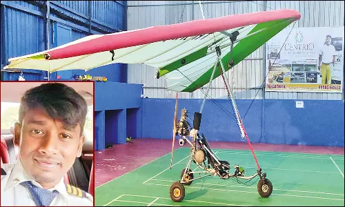 இலகுரக விமானத்தை கண்டுபிடித்த என்ஜினீயர்: ஒரு மணி நேரத்தில் 100 கிலோ மீட்டர் செல்லலாம்