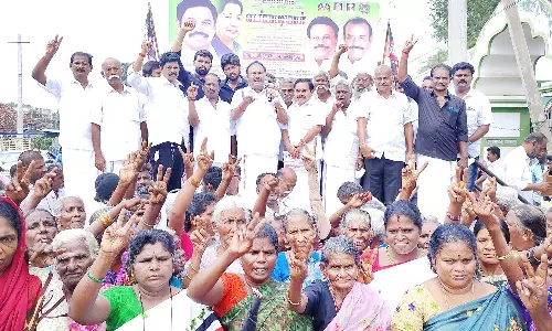 உதயநிதி ஸ்டாலினுக்கு அமைச்சர் பதவி தி.மு.கவின் வாரிசு அரசியல் மீண்டும் உறுதியாகி உள்ளது முன்னாள் அமைச்சர் திண்டுக்கல் சீனிவாசன் பேச்சு