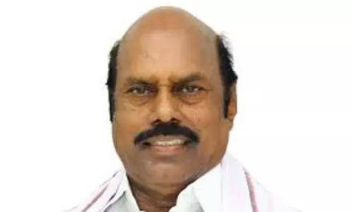 மு.க.ஸ்டாலினுக்கு இணையாக பணியாற்றியவர் உதயநிதி  - அமைச்சர் பேட்டி