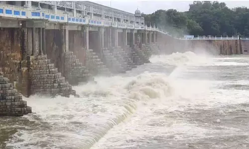 பூண்டி ஏரியில் தண்ணீர் திறப்பு 4 ஆயிரம் கன அடியாக குறைப்பு