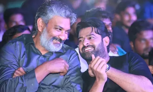 என் அங்கீகாரத்தை நானே நம்பாத போது நீங்கள் நம்பினீர்கள்.. பிரபாஸ் குறித்து நெகிழ்ந்த ராஜமவுலி..